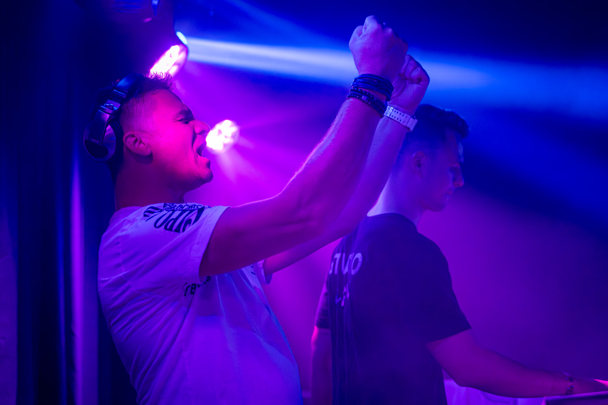 At night, entertainment took centre stage at the Bridge Student and Faculty Club. (Photos: András Adorján)